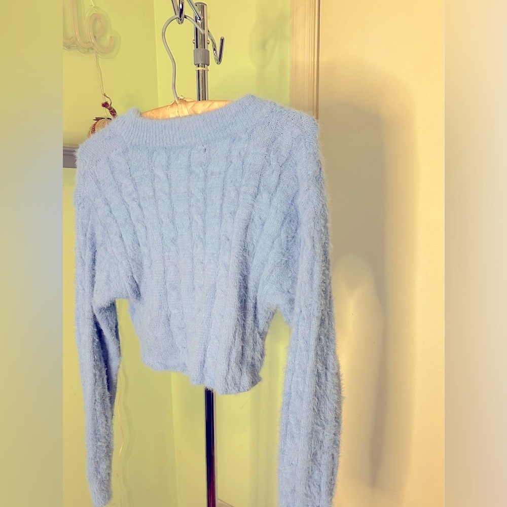 Crop front zipper sweater - Picture 4 of 6